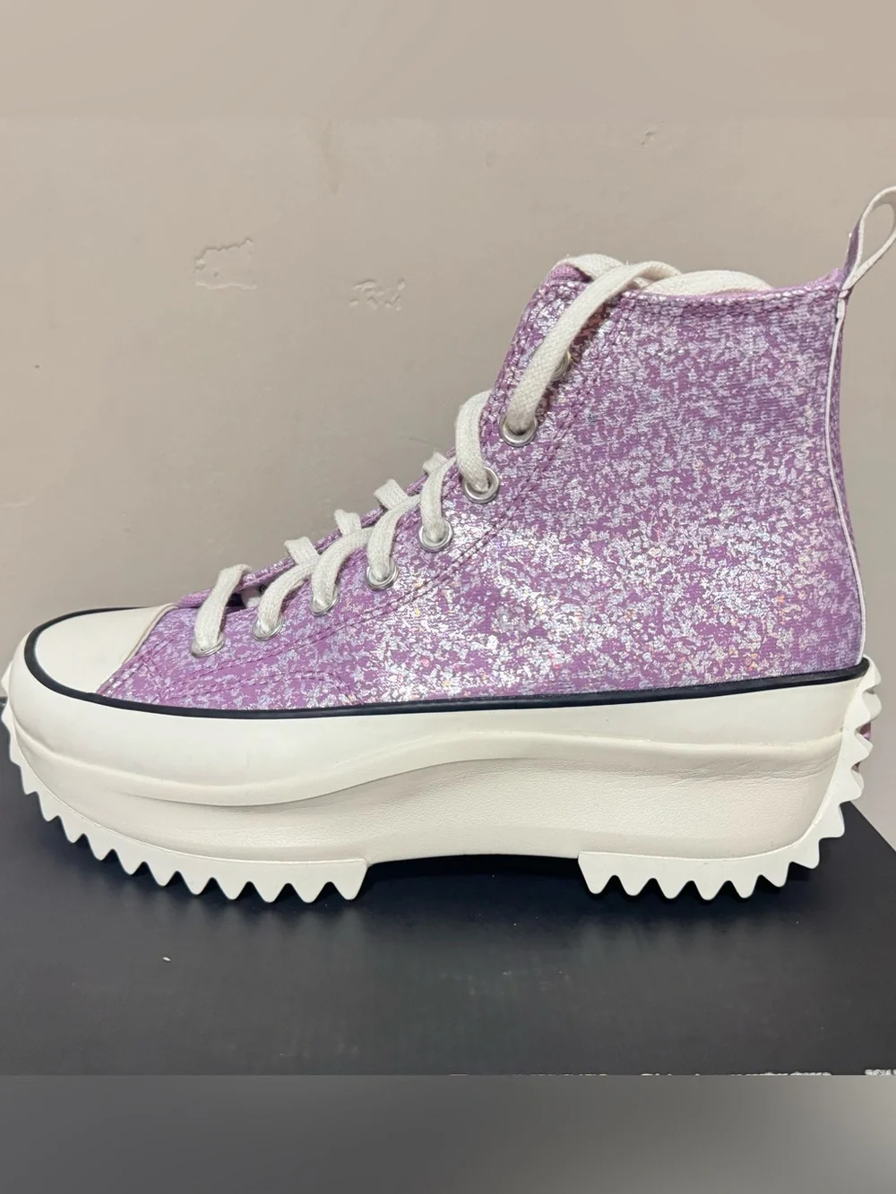 Converse platform box